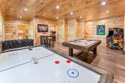 Bear Vista View| Hot Tub * Game Room * Firetable