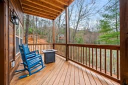 Peaceful Cabin • Hot Tub • Game Room • Fire Table