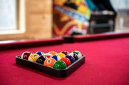 Hot Tub • Game Room • Fire Table | Family Cabin