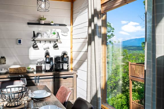 Game Room + Arcade • Hot-Tub • MTN Views
